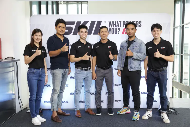 นายสิทธิพัฒน์ อัศวนิเวศน์ ผู้อำนวยการสายง...