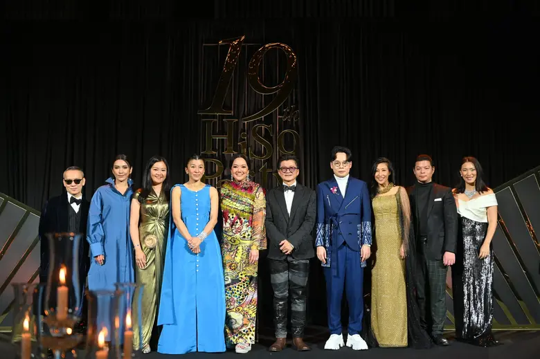 อลังการสมการรอคอย...งานฉลองครบรอบ 19 ปี ไฮโซปาร์ตี้ เซเลบริตี้แห่ร่วมงานคับคั่ง พร้อมสมทบทุน UNHCR