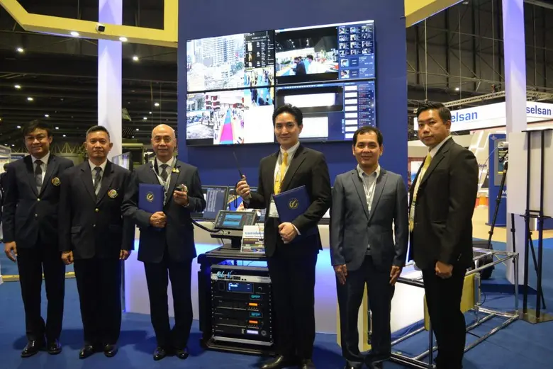 นายแดน เหตระกูล (ลำดับที่ 3 จากขวา) ประธา...