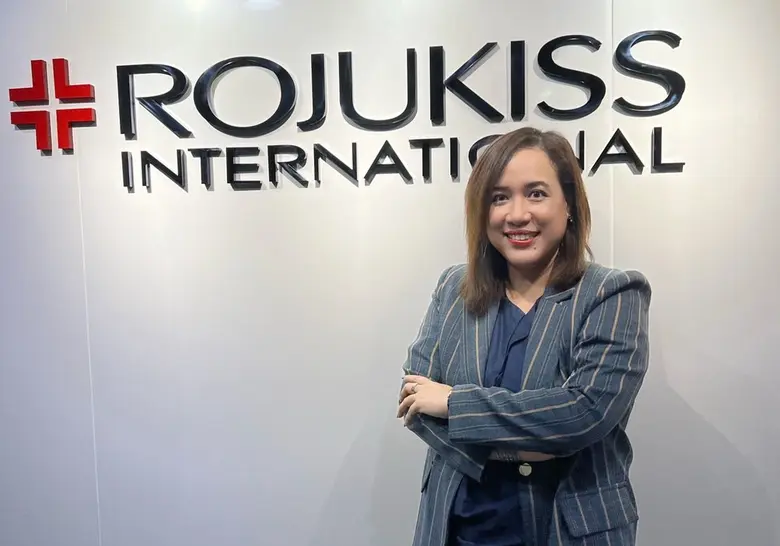 นางสาววิภาภรณ์ เนียมละออง ประธานเจ้าหน้าท...