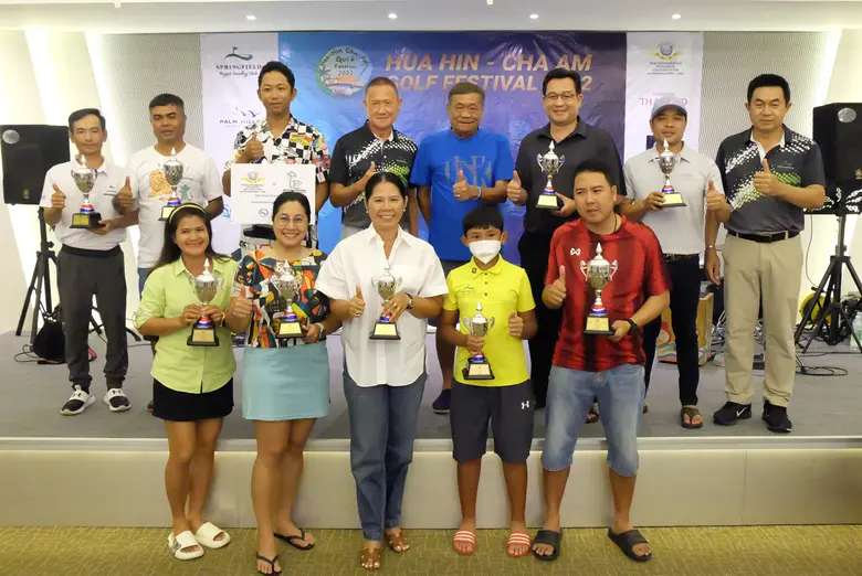 คุณสุเมธ อินทามระ กรรมการผู้จัดการ สนามสป...