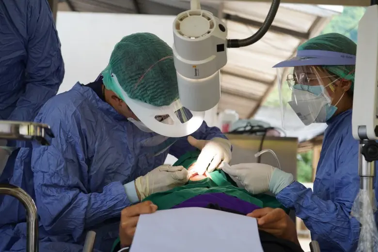 โรงพยาบาลทันตกรรม คณะทันตแพทยศาสตร์ มหาวิ...