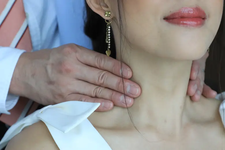 รู้ทันโรค พร้อมรักษา "ไทรอยด์" ก่อนเสี่ยง "มะเร็ง"