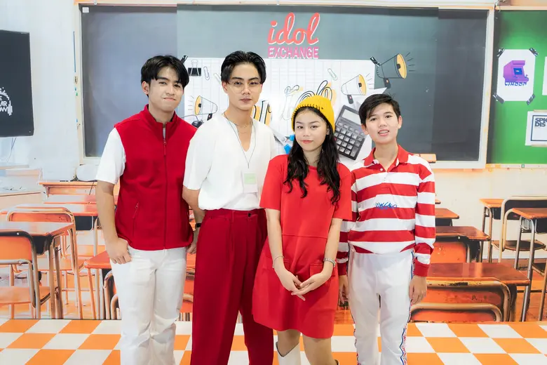 BALLISTIK BOYZ และ PSYCHIC FEVER บอยแบนด์...