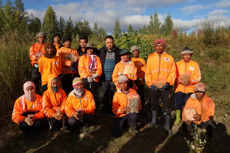 นายสุชาติ ชมกลิ่น รัฐมนตรีว่าการกระทรวงแร...