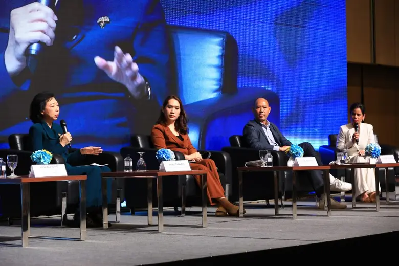 อาร์เอ็กซ์ เทรดเด็กซ์ ชวนกูรูความงามชื่อดังร่วมให้ความรู้ผู้ประกอบการเครื่องสำอาง พร้อมอัปเดตเทรนด์ใหม่ในงาน "คอสเม็กซ์ ฟอรั่ม 2022" ที่ ไบเทค บางนา