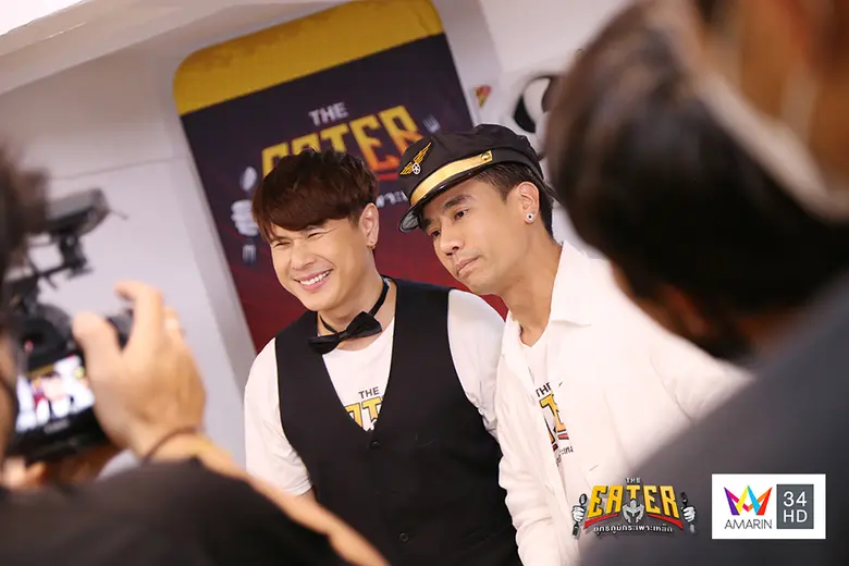 พีช อีท แหลกผันตัวเป็นพ่อค้าขนมหวานในศึกสงครามนางฟ้า