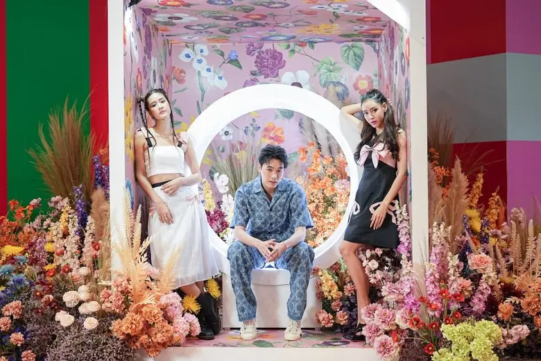 ศูนย์การค้าเซ็นทรัลเวิลด์ ไลฟ์สไตล์เดสติเ...