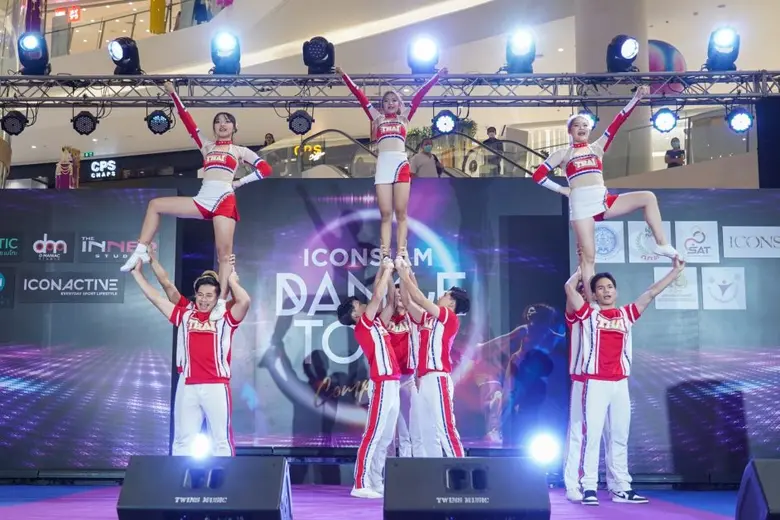 ไอคอนสยาม จัดงาน ICONSIAM DANCETOPIA COMPETITION กิจกรรมรวมพลคนรักการเต้นครั้งยิ่งใหญ่ เฟ้นหานักเต้น K-POP - HIP HOP คว้าเงินรางวัลมูลค่า รวมกว่า 300,000 บาท