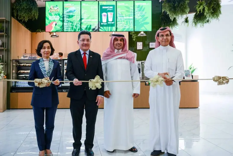 นายเบเดอร์ อัลเบเดอร์ รัฐมนตรีช่วยว่าการป...