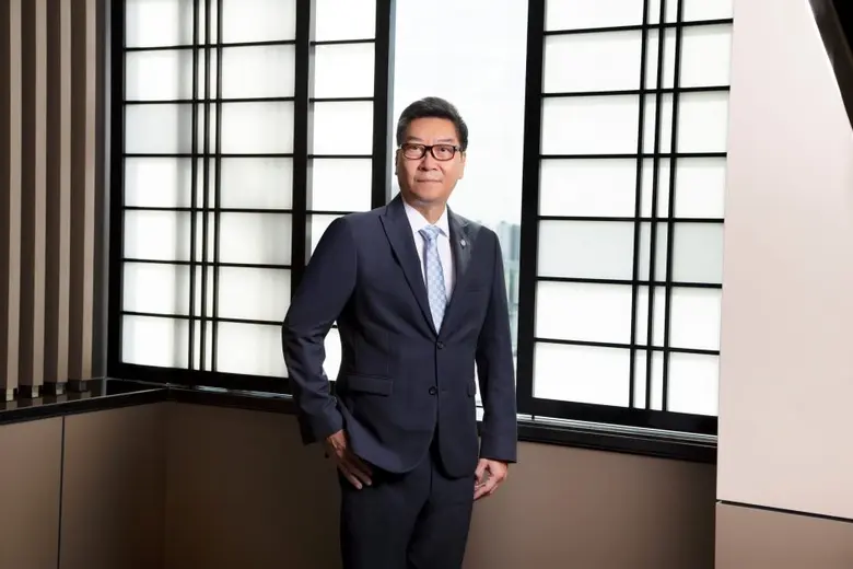 กลุ่มตรีเพชร โดย บริษัท ตรีเพชรอีซูซุเซลส...