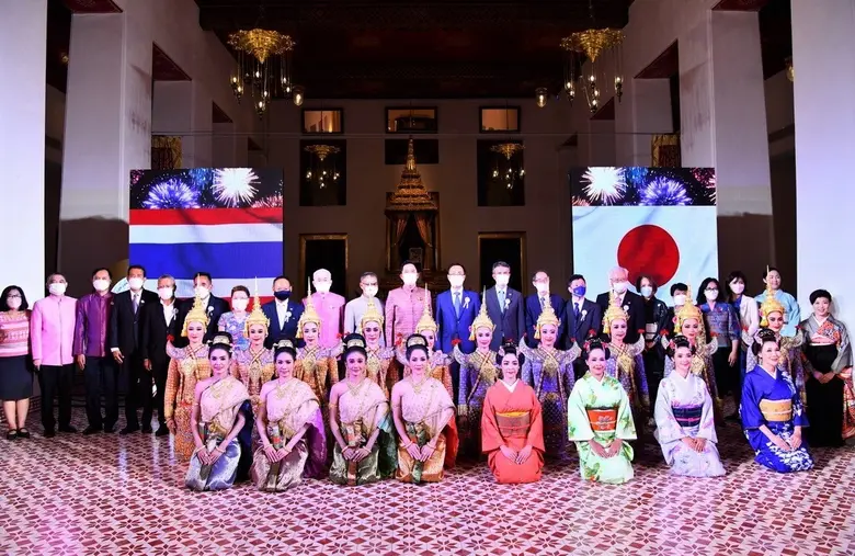 "เซรามิกแห่งแหลมทองและแดนอาทิตย์อุทัย: สานตำนานสายใยไม่เสื่อมคลายในพาณิชยวัฒนธรรมโลก" นิทรรศการพิเศษ ๑๓๕ ปีสัมพันธ์ไทย - ญี่ปุ่น