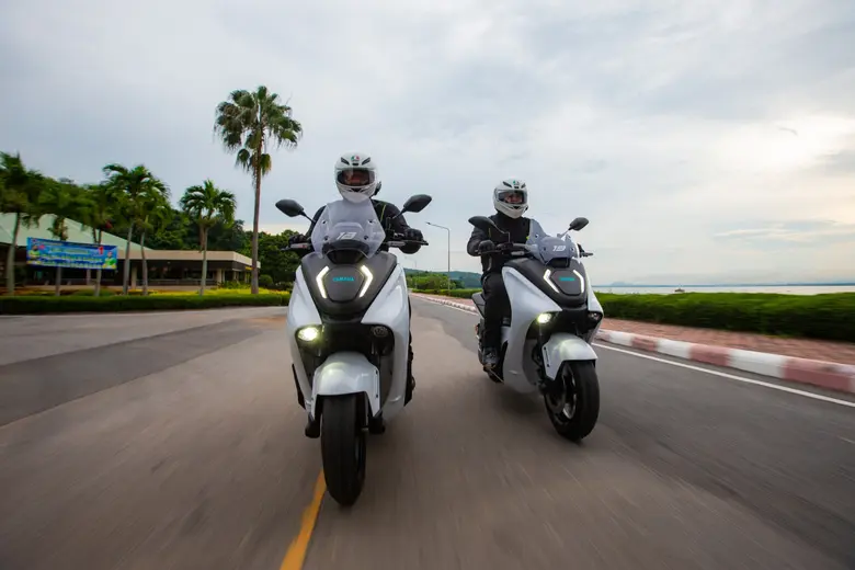 "ยามาฮ่า" ส่งมอบ "E01" ให้กับการไฟฟ้าฝ่ายผลิต เพื่อการศึกษาและพัฒนาต่อยอดรถจักรยานยนต์ไฟฟ้าในประเทศไทย