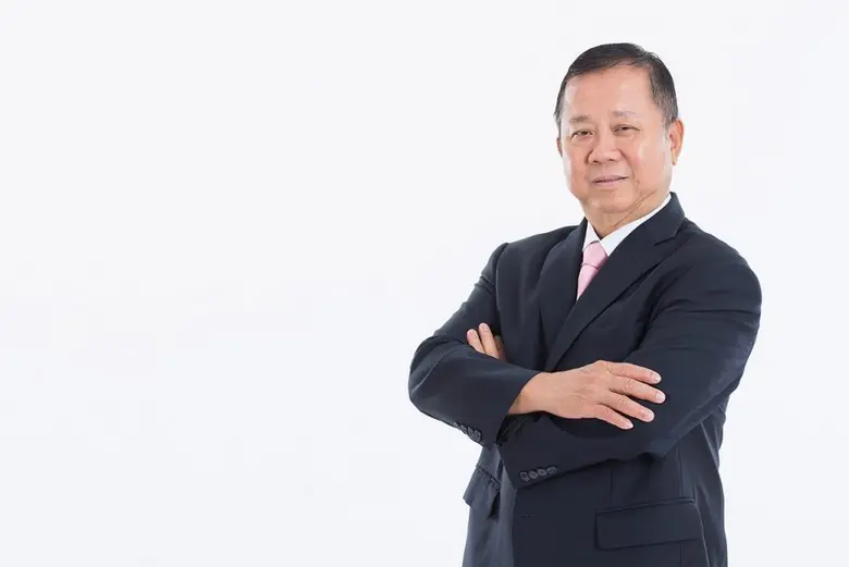 นายวิวรรธน์ ไกรพิสิทธิ์กุล ประธานเจ้าหน้า...