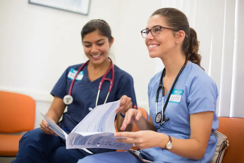 มหาวิทยาลัยเซนต์จอร์จ (SGU) จัดสัมมนาผ่านออนไลน์ ในหัวข้อการเขียนจดหมายแนะนำตัวสำหรับสมัครเรียนคณะแพทย์ศาสตร์ในต่างประเทศ ขอเชิญชวนนักศึกษาไทยเข้าร่วม