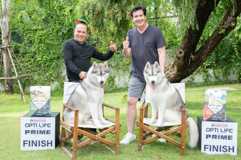 เป็นนักแสดง พิธีกร ที่ได้ชื่อว่ารักสัตว์ม...