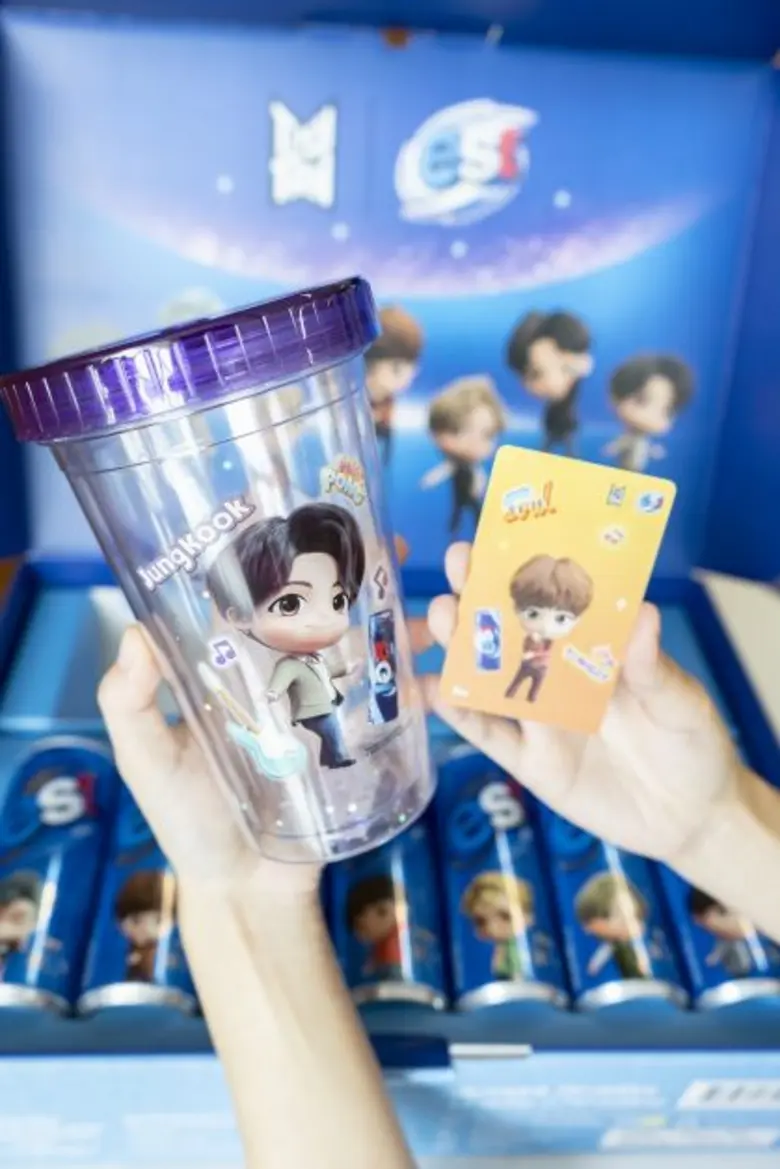 "เอส โคล่า" เปิดสุดยอดประสบการณ์ สนุกซ่าส์ ทุกองศา เนรมิตสยามเป็นเมียงดง"  เอาใจอาร์มี่ TinyTAN ครั้งแรกในเมืองไทย กับงาน "เอส Festa สนุกซ่ากับ TinyTAN"