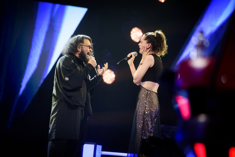 ขึ้นชื่อว่าเป็นโค้ชสุดครีเอตที่ทุกโชว์จะจัดเน้นความ...