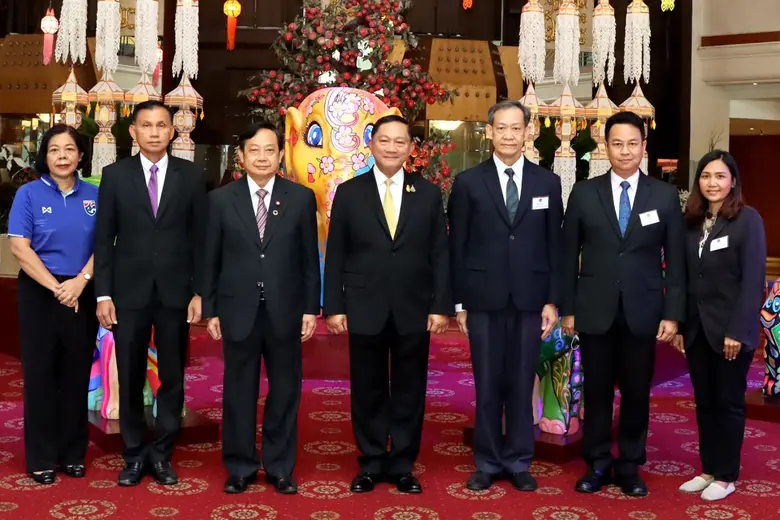 พล.ต.อ. อดุลย์ แสงสิงแก้ว ประธานคณะกรรมาธ...