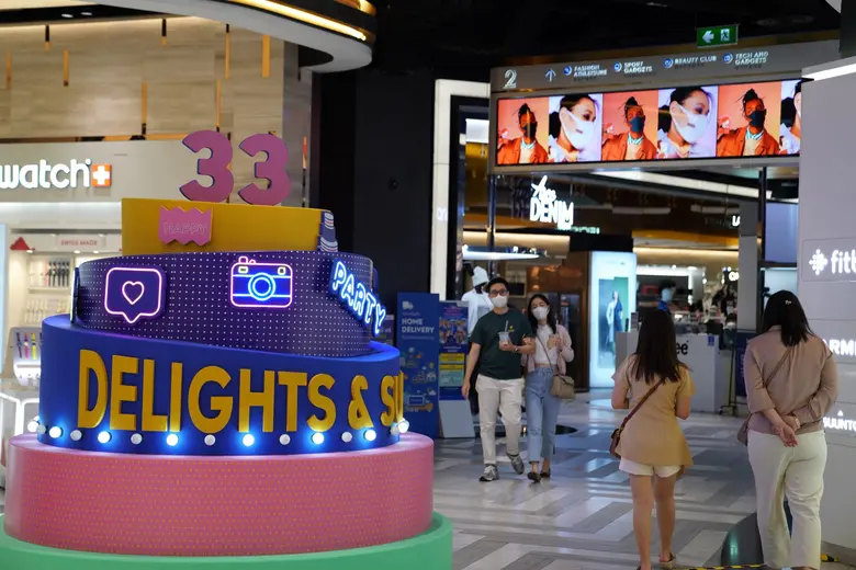 คิง เพาเวอร์ เร่งปลุกกำลังซื้อนักเดินทาง ฉลองการเดินทางครั้งใหม่ในงานครบรอบ 33 ปี