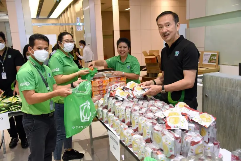 บางจากฯ ปันน้ำใจ ช่วยผู้ประสบภัยน้ำท่วม ทยอยส่งมอบถุงยังชีพในทุกพื้นที่