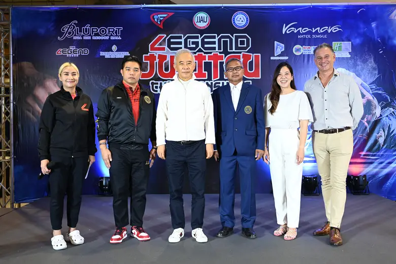 บลูพอร์ต หัวหิน เดอะเลเจ้นด์ อารีนา ร่วมก...