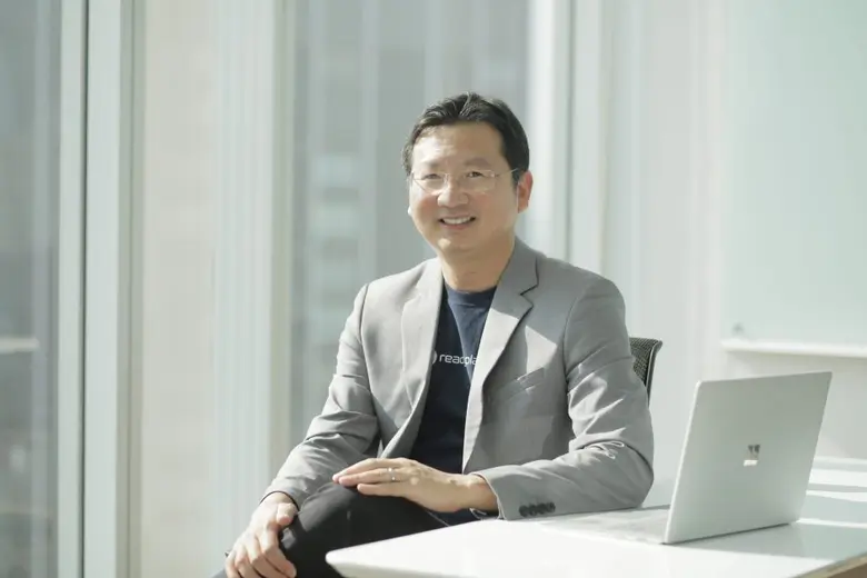 READY ผู้เชี่ยวชาญในวงการ Marketing Techn...