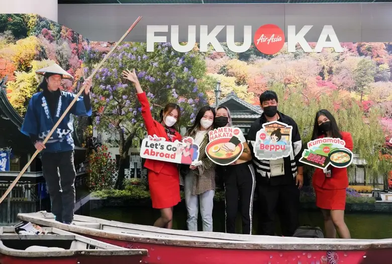 ไทยแอร์เอเชีย เริ่มให้บริการเที่ยวบินแรก ...