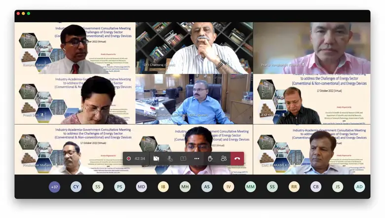 ดร. ประทีป วงศ์บัณฑิต รอง ผู้ว่าการวิจัยแ...