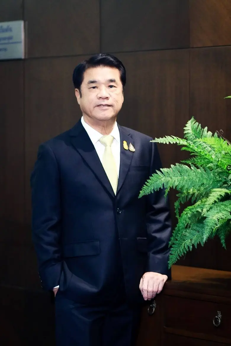 "สุริยะ" สั่งการกระทรวงอุตสาหกรรมติดตามสถ...