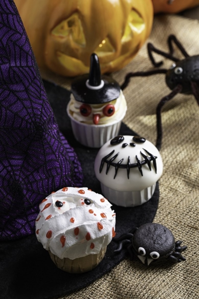 คาเฟ่ แคนทารี ฉลองเทศกาลฮาโลวีน มอบ"ส่วนลด 50%" เพียงแต่งชุดแฟนซีผีกุ๊กกู๋วันที่ 31 ตค. 2565 (เฉพาะสาขาที่ร่วมรายการ)