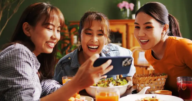 FWD ประกันชีวิต ร่วมสนับสนุนเดือนแห่งการรณรงค์ต่อต้านโรคมะเร็งเต้านม  มอบโปรโมชั่นพิเศษส่วนลดเบี้ยฯ ปีแรก 25% สำหรับผลิตภัณฑ์ประกันโรคมะเร็ง