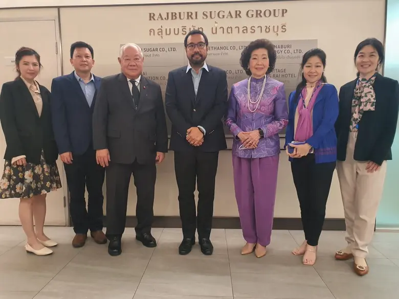 สุนทร อารยา อรุณานนท์ชัย ประธานกรรมการโรง...