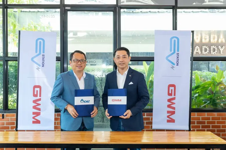 MR. Suchat Ramarch, President, PTT Oil an...