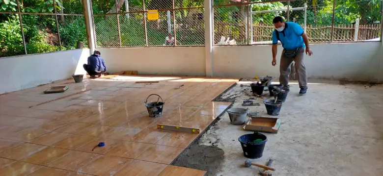 สำนักงานพัฒนาฝีมือแรงงานแม่ฮ่องสอน ได้เปิดการฝึกอบรม สาขาช่างปูกระเบื้อง