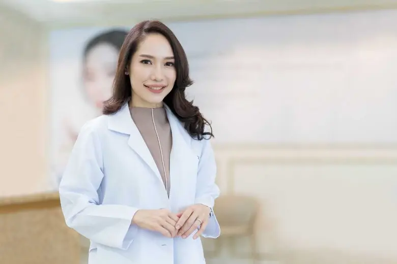 หลายคนอาจกำลังสงสัยว่าระหว่างการทานวิตามิ...