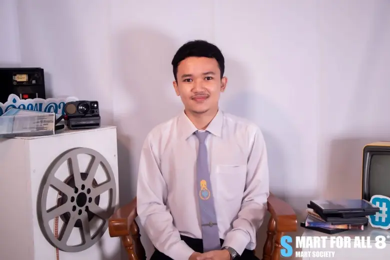 นายนาวิน พลพงศ์ นิสิตชั้นปีที่ 5 นิสิตหลั...