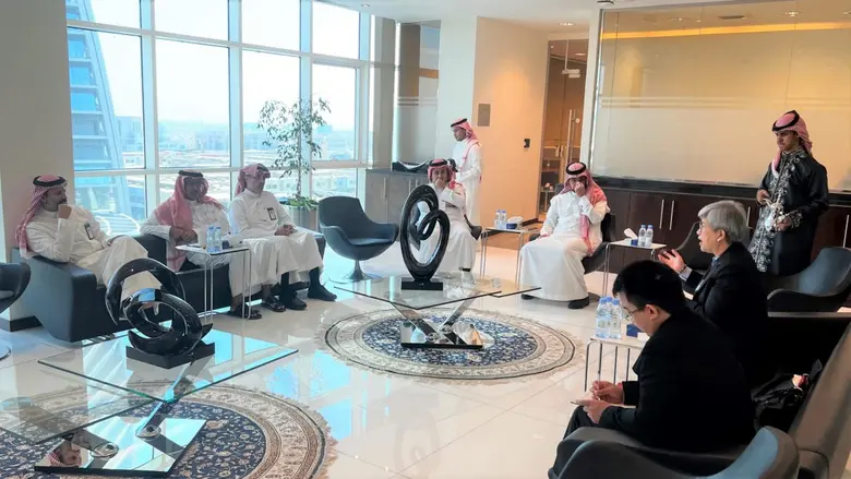 ก.ล.ต. ไทย เข้าพบหารือเพื่อเชื่อมความสัมพันธ์กับ ก.ล.ต. ราชอาณาจักรซาอุดีอาระเบีย ณ กรุงริยาด