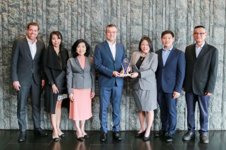 ธีระยุทธ จิราธิวัฒน์ ประธานเจ้าหน้าที่บริ...