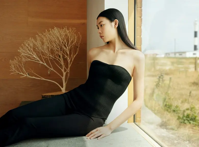 คอลเลคชัน Uniqlo and Mame Kurogouchi ฤดูใบไม้ร่วง/ฤดูหนาว 2022 ความสวยงาม และความสบาย ในทุกวันสำหรับผู้หญิงทุกคน