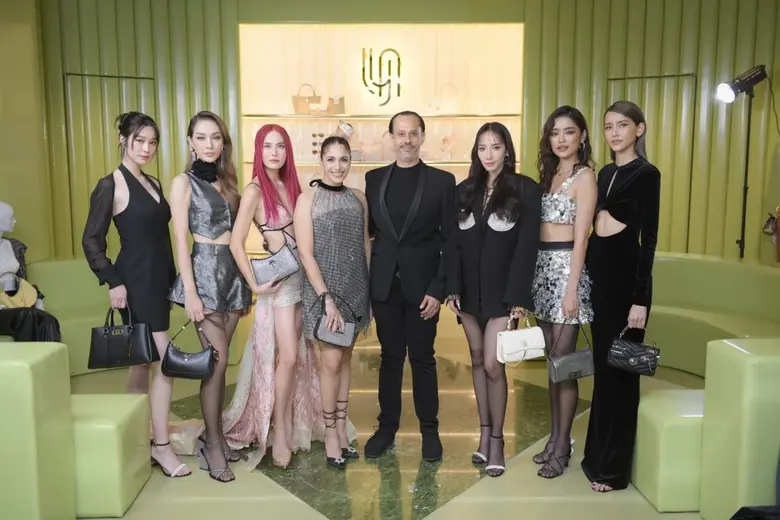 LYN คว้า 2 ตัวแม่แห่งวงการ อั้ม พัชราภา - เจนี่ เทียนโพธิ์สุวรรณ์ ร่วมเปิด "แฟล็กชิปสโตร์ใหญ่สุดในไทย LYN เซ็นทรัล ลาดพร้าว