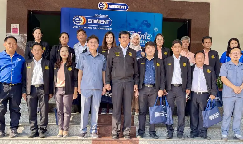 คณะผู้บริหารบริษัท อีมิแน้นท์แอร์ ประเทศไ...