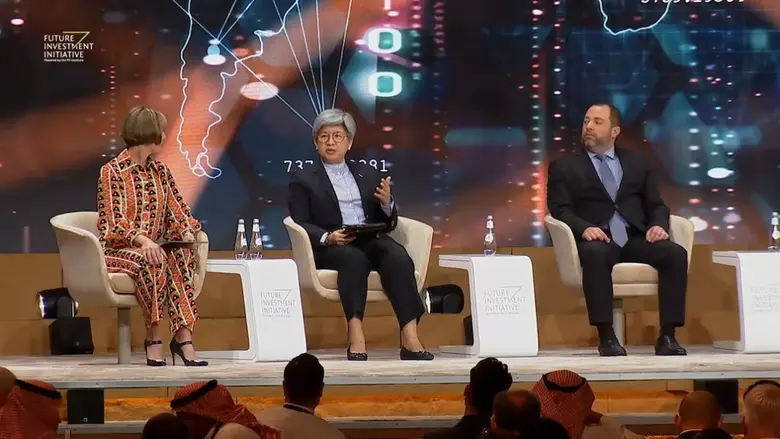 นางสาวรื่นวดี สุวรรณมงคล เลขาธิการ สำนักง...