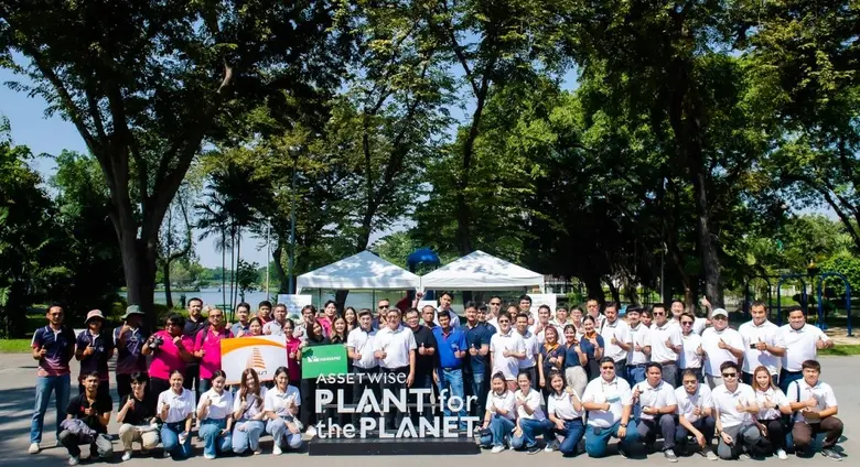 นายเกรียงไกร บัวนุ่ม รองกรรมการผู้จัดการก...