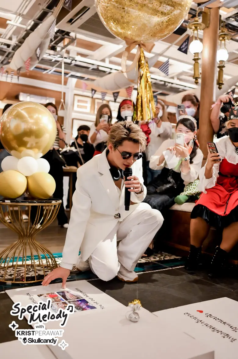 Mentagram เหมาเรือหรูฉลองยอดขาย Skullcandy ทะลุเป้า จัด Meet & Greet ศิลปิน คริส พีรวัส แบบ Exclusive เตรียมเปิดตัวหูฟังรุ่นพิเศษให้แฟนๆ ได้สะสม