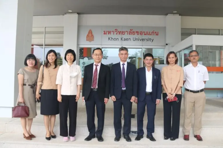 Mr. Chu Duc Dung กงสุลใหญ่ สาธารณรัฐเวียด...