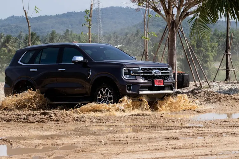 ฟอร์ดชวนลูกค้าฟอร์ด เจเนอเรชันใหม่ เรียนรู้เทคนิคขับขี่ออฟโรดให้พร้อมออกไปผจญภัยทุกเส้นทาง