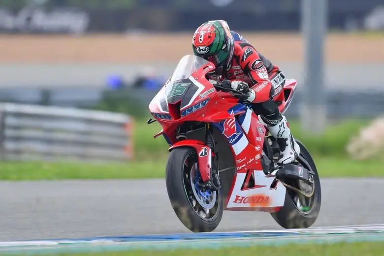 "นักบิดฮอนด้า" เหมาตำแหน่งหัวแถวซ้อมวันแรก โออาร์ บีอาร์ไอซี "ชิพ-นครินทร์" รั้งจ่าฝูงล่าแชมป์รายการประจำปี