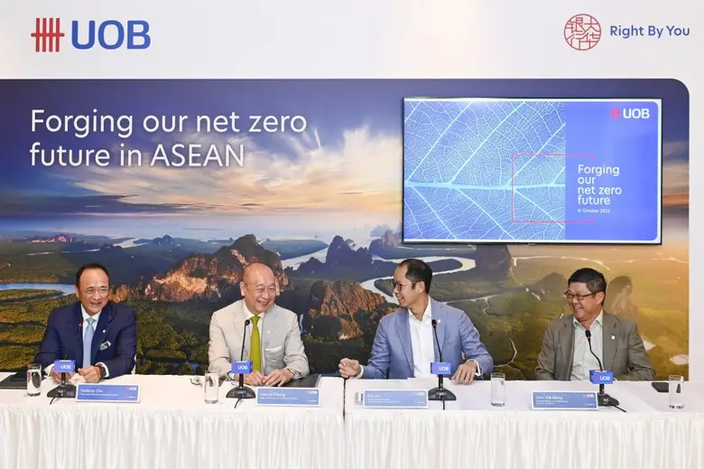 ยูโอบีประกาศคำมั่นที่ท้าทายในการลดการปล่อ...