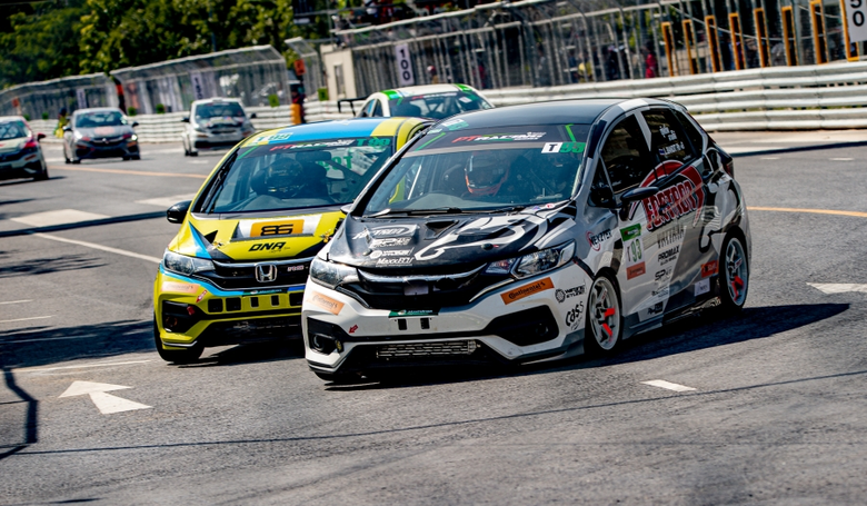 FORTRON ครองบัลลังก์คว้าโพเดียม CHAMPION OF THE YEAR 2022 ปิดฉาก PT MAXNITRON RACING SERIES 2022